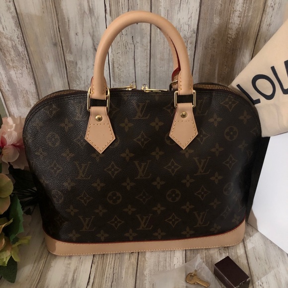 Louis Vuitton Alma - Picture 2 of 11